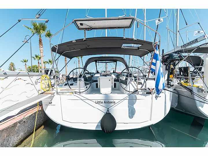 Oceanis 40.1 - External image