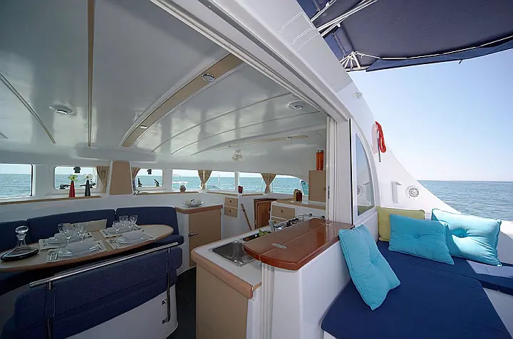 Lagoon 380 S2 Owner's Version - 