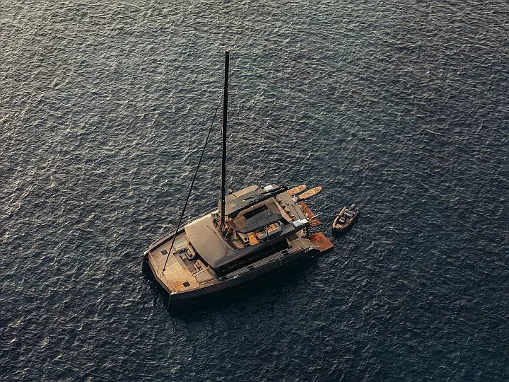 Moon Yacht 65 - 