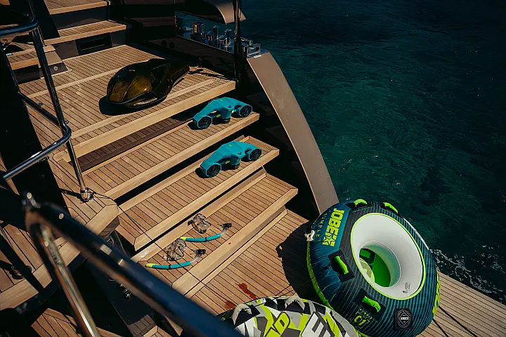 Moon Yacht 65 - 