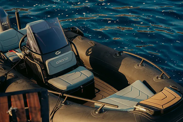 Moon Yacht 65 - 