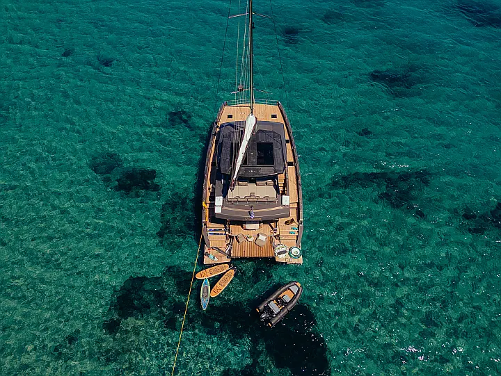 Moon Yacht 65 - 