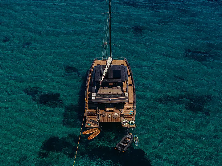 Moon Yacht 65 - 