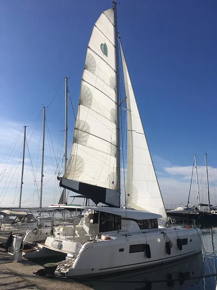 Lagoon 42 - 