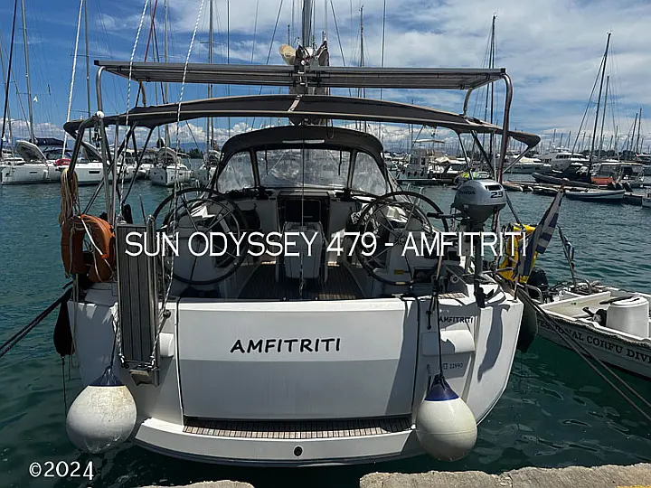 Sun Odyssey 479 - External image