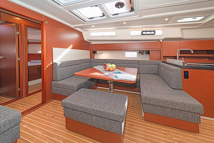 Hanse 458 - 