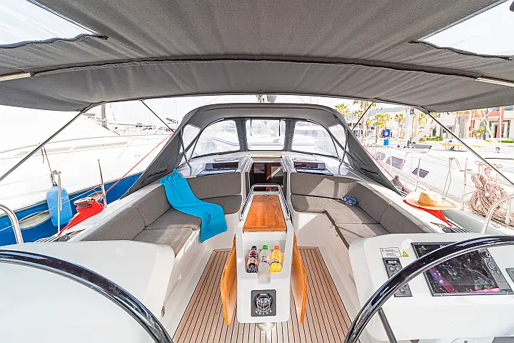 Hanse 458 - 