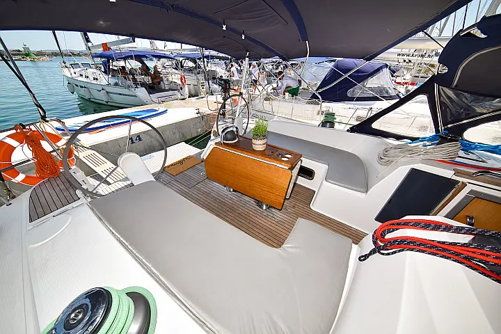 Bavaria Cruiser 51 - 