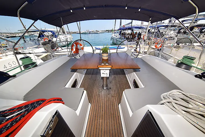 Bavaria Cruiser 51 - 