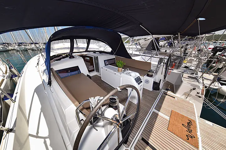 Sun Odyssey 490 - 