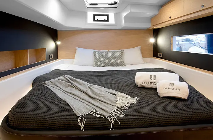 Dufour 48 Cat - 