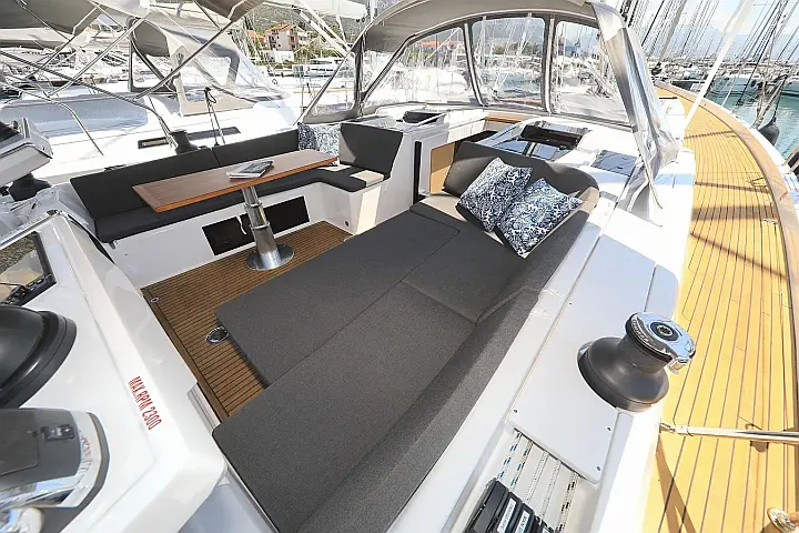 Hanse 588  - 