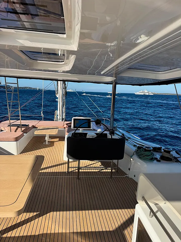 Lagoon 60 - 