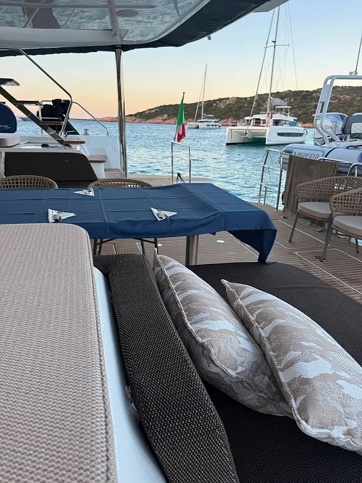 Lagoon 60 - 