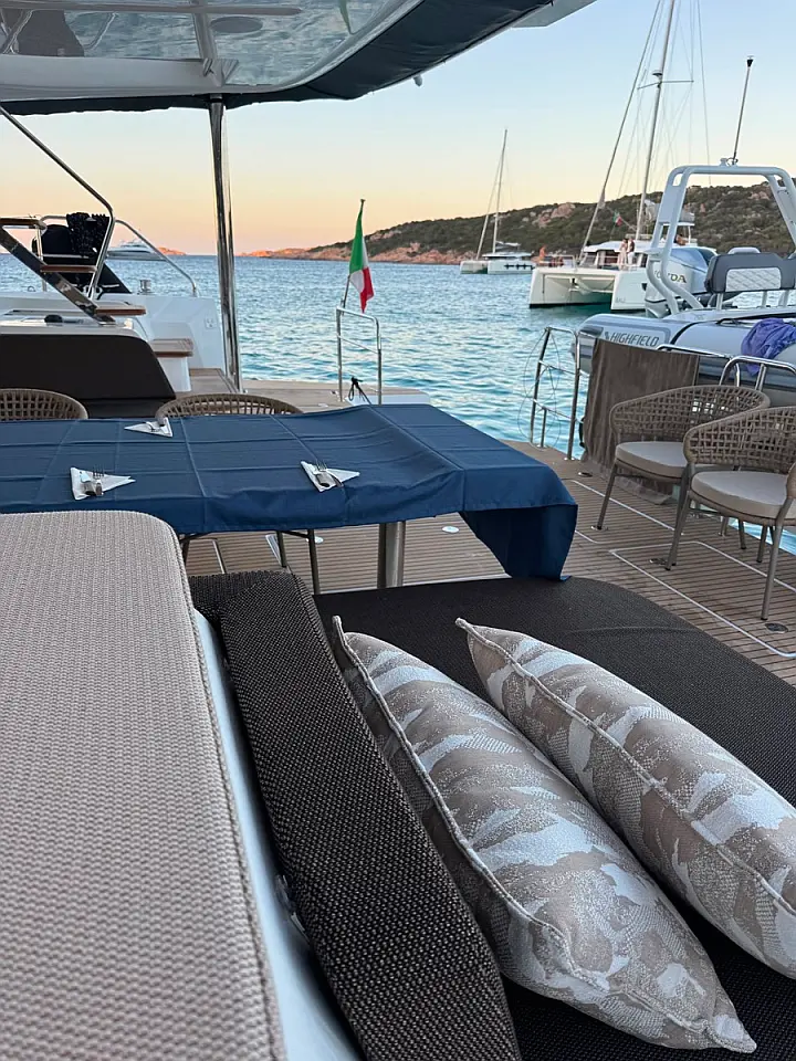 Lagoon 60 - 