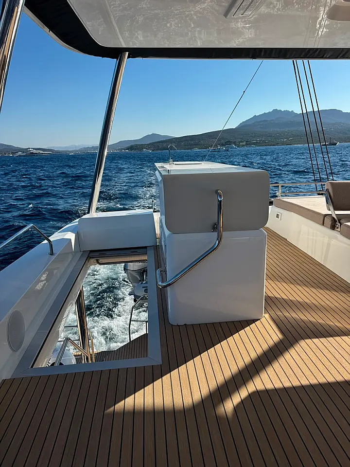 Lagoon 60 - 
