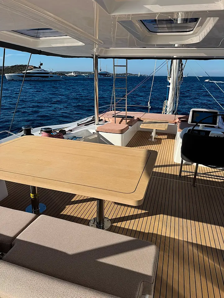 Lagoon 60 - 