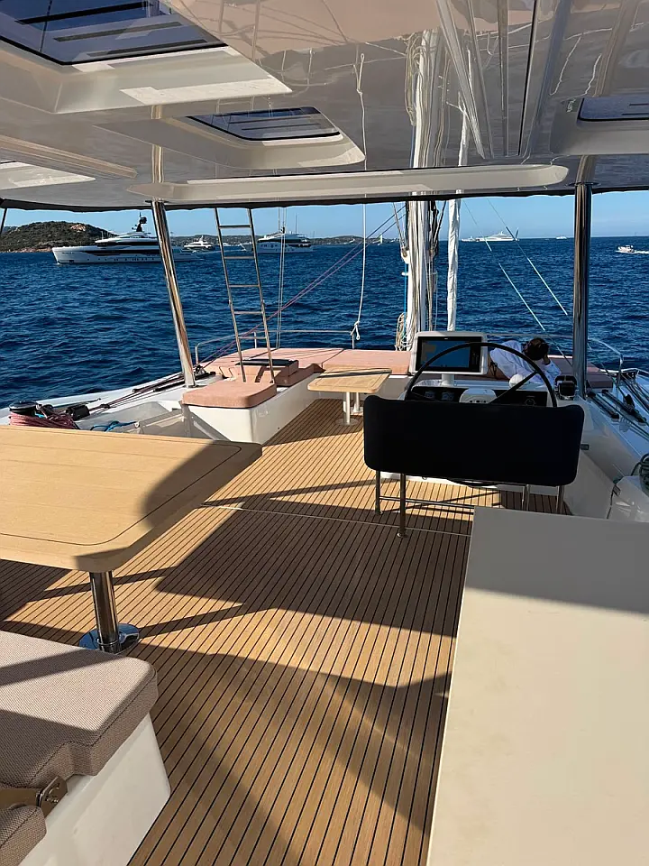 Lagoon 60 - 
