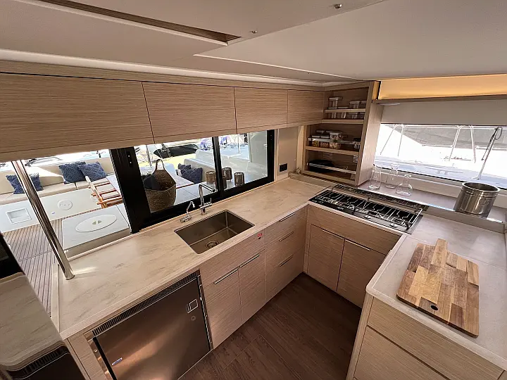 Lagoon 46 - 