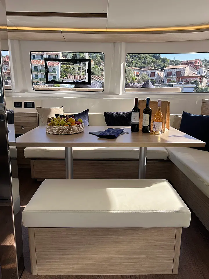 Lagoon 46 - 