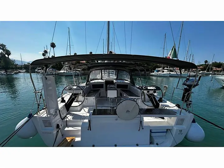 Dufour 470 (4 cab.) - External image