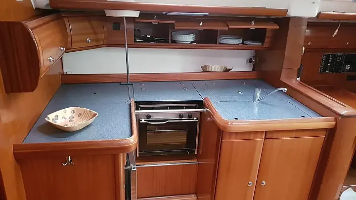 Bavaria 49 - 