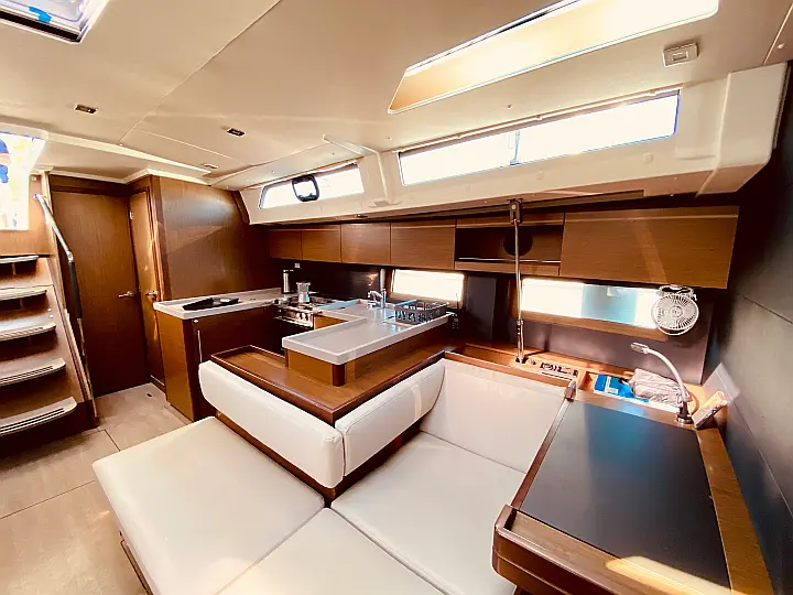 Beneteau Oceanis 51.1 - 