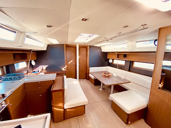 Beneteau Oceanis 51.1 - 