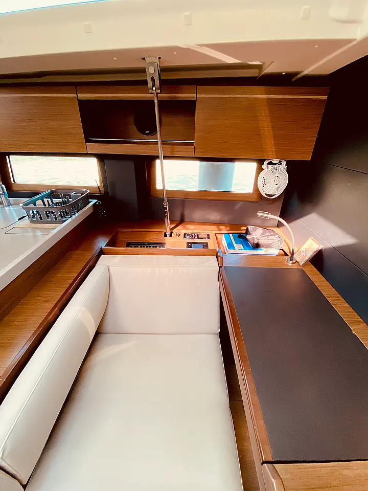 Beneteau Oceanis 51.1 - 