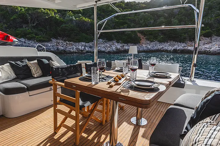 Lagoon 51 - 