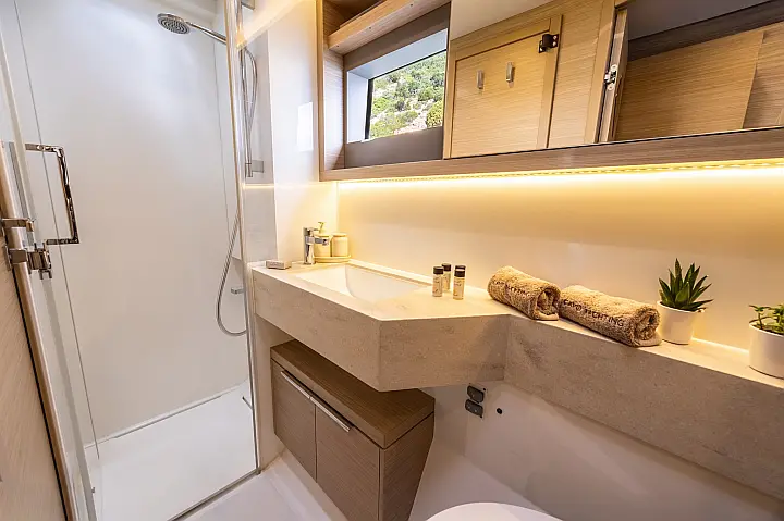 Lagoon 51 - 