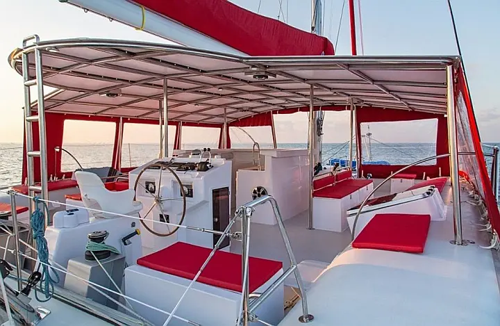 Ocean Voyager 53 - 