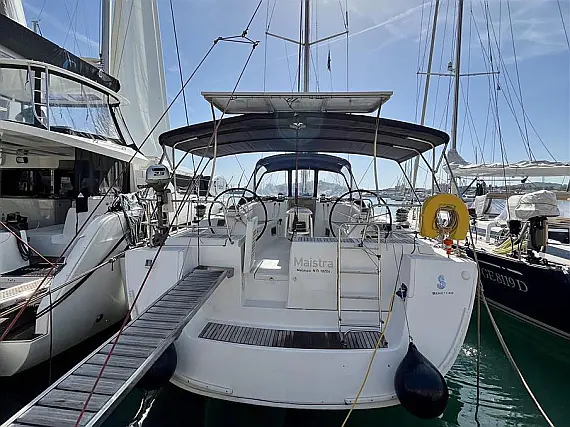 Oceanis 54