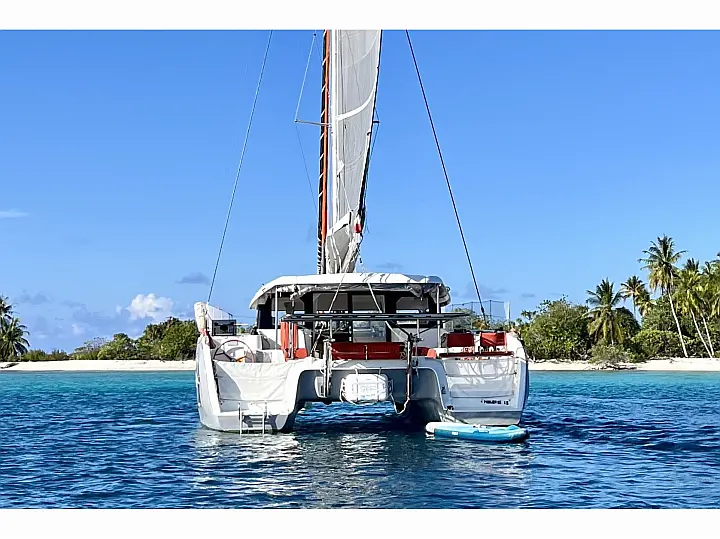 Excess 11 - External image