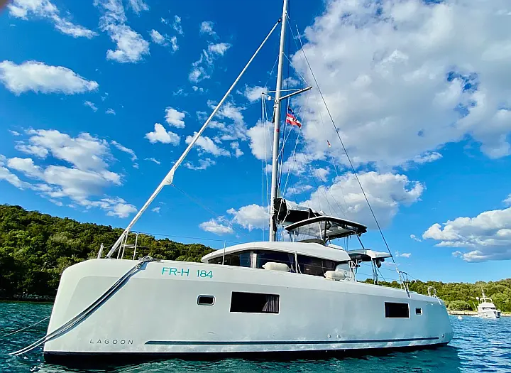 Lagoon 42 - 