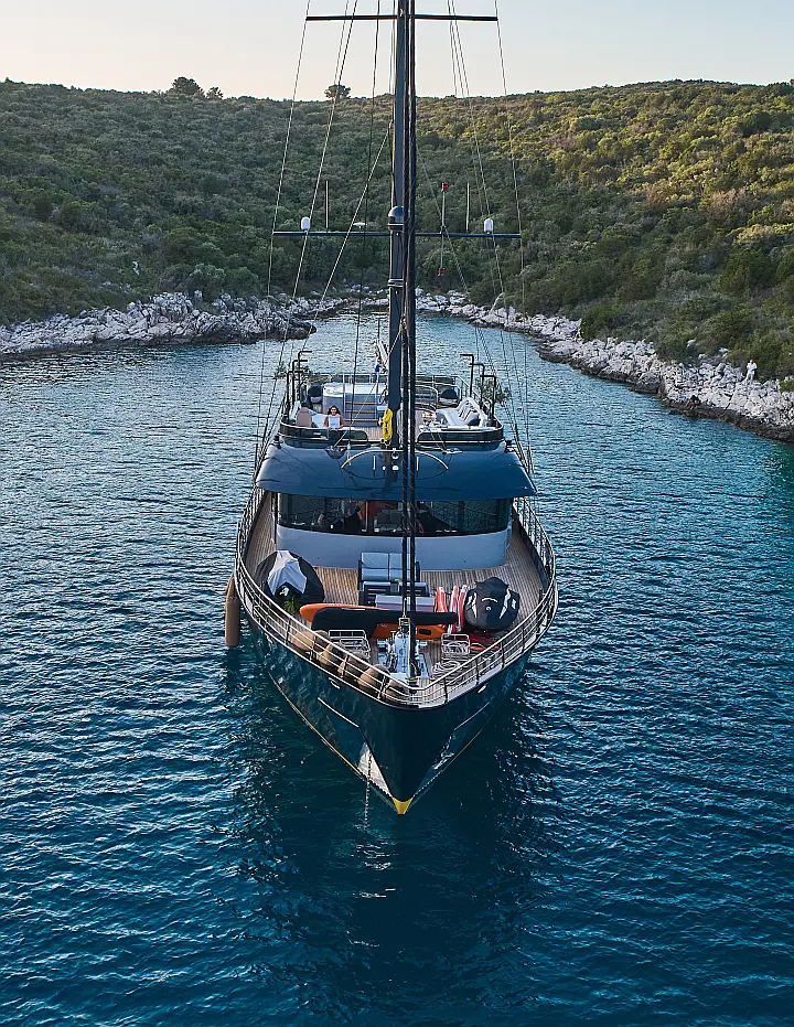 Luxury Sailing Yacht Rara Avis - 
