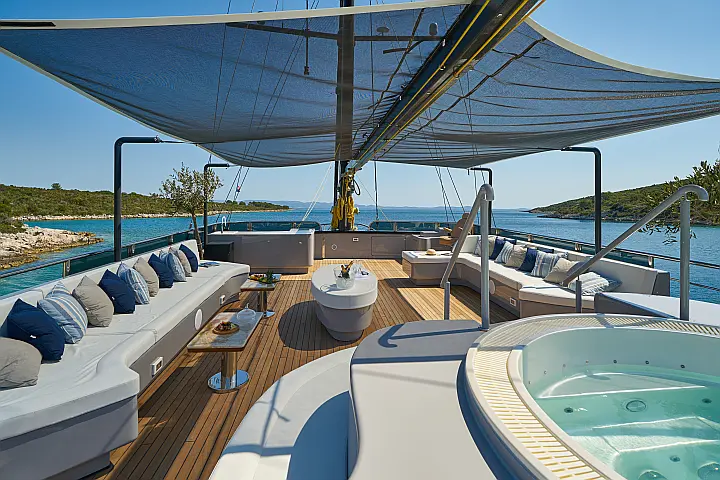 Luxury Sailing Yacht Rara Avis - 