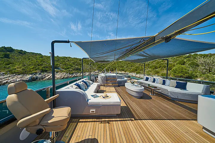 Luxury Sailing Yacht Rara Avis - 