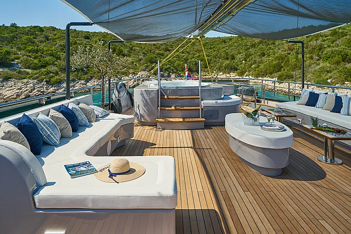 Luxury Sailing Yacht Rara Avis - 