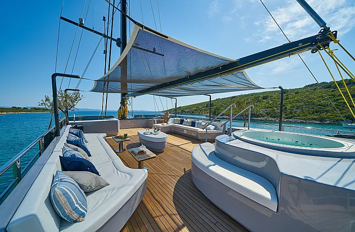 Luxury Sailing Yacht Rara Avis - 