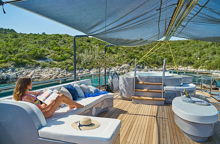 Luxury Sailing Yacht Rara Avis - 