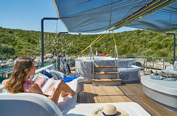 Luxury Sailing Yacht Rara Avis - 