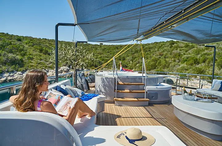 Luxury Sailing Yacht Rara Avis - 