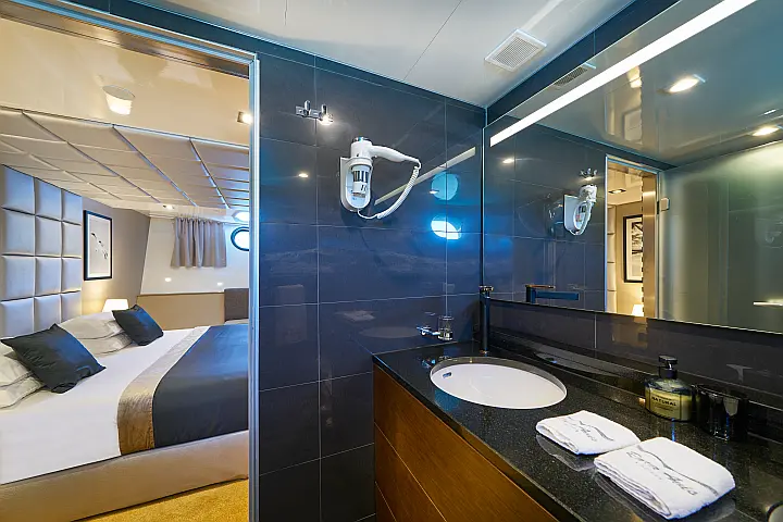 Luxury Sailing Yacht Rara Avis - 