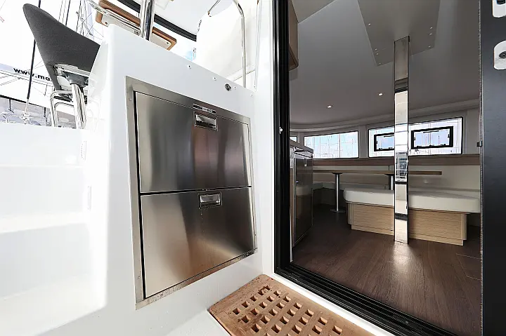 Lagoon 42 - 