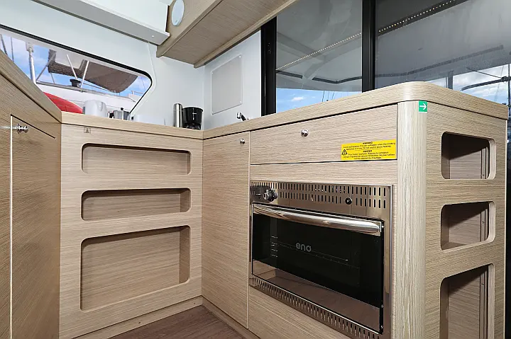 Lagoon 42 - 