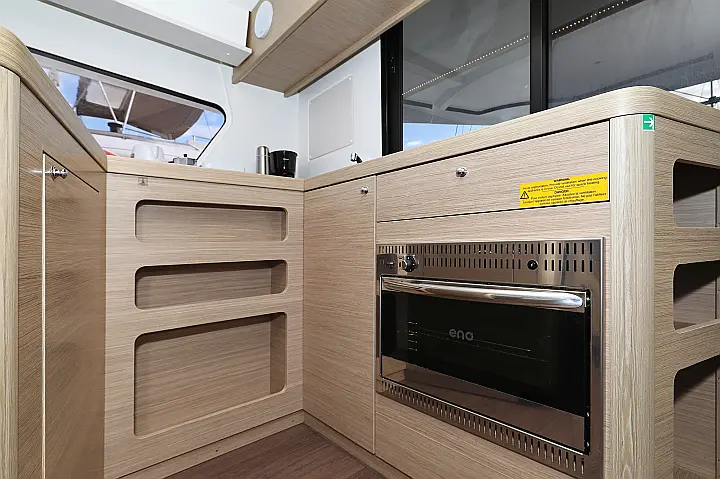 Lagoon 42 - 