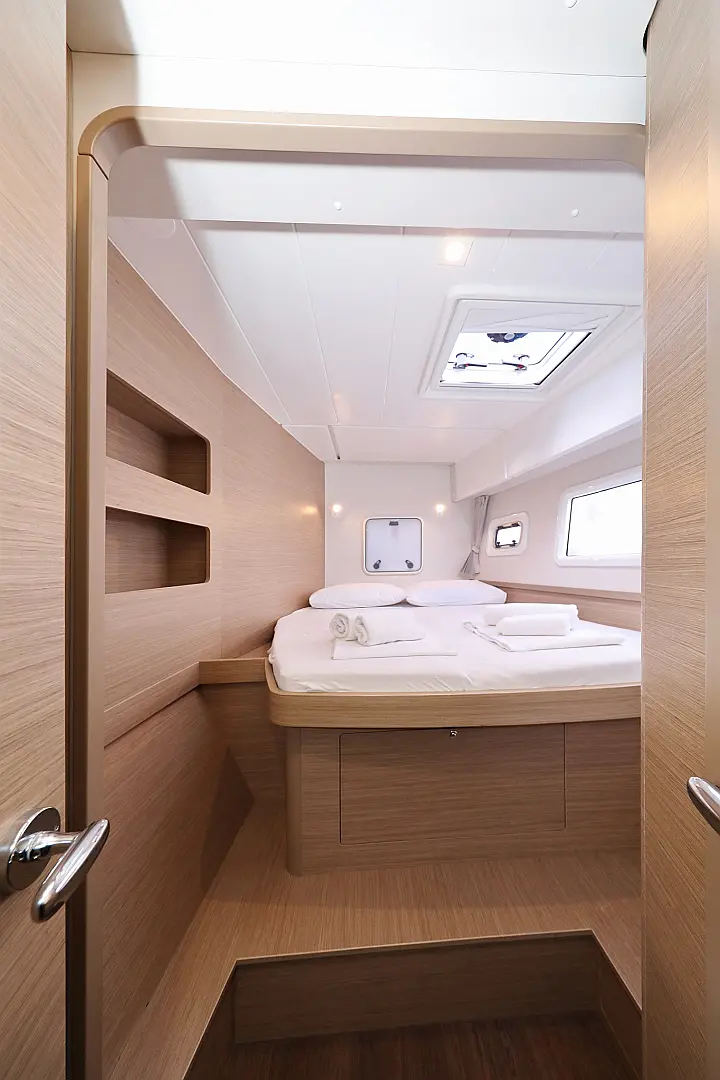 Lagoon 42 - 