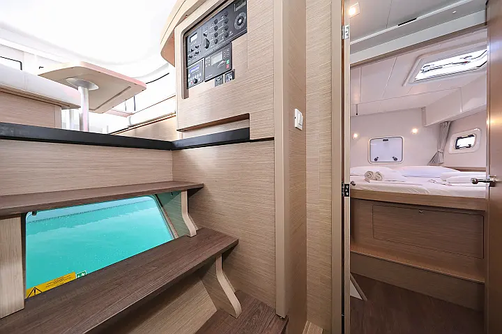 Lagoon 42 - 