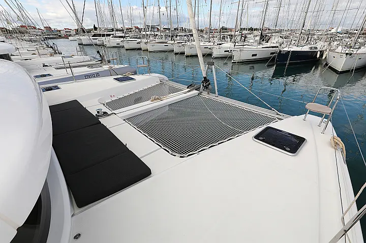 Lagoon 42 - 
